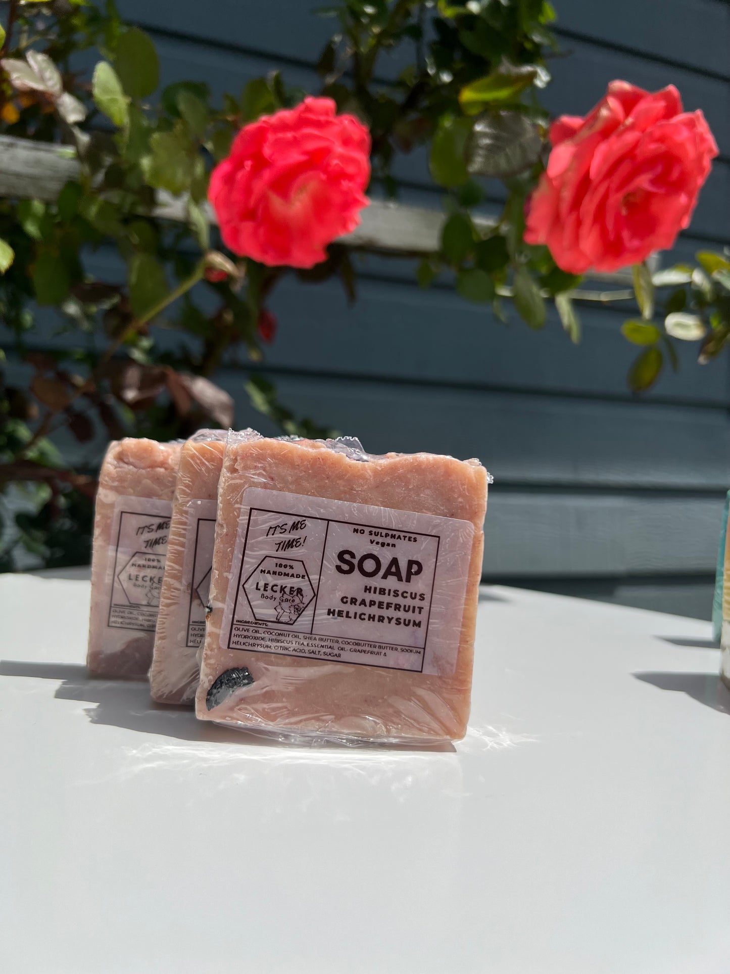 Hibiscus Grapefruit & Helichrysum - Handcrafted Face Soap